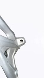 Suporte pedaleira dianteira direita CBR 1000 2004 - 2007 - Imagem 2