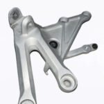 Suporte pedaleira dianteira direita CBR 1000 2004 - 2007