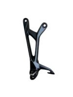 Suporte pedaleira traseira esquerd Suzuki GSR 750 2013 -2016