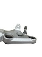 Suporte pedaleira diante esquerda Suzuki GSR 750 2013 - 2016 - Imagem 8