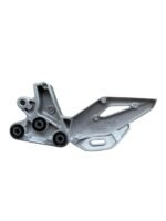 Suporte pedaleira diante esquerda Suzuki GSR 750 2013 - 2016 - Imagem 3