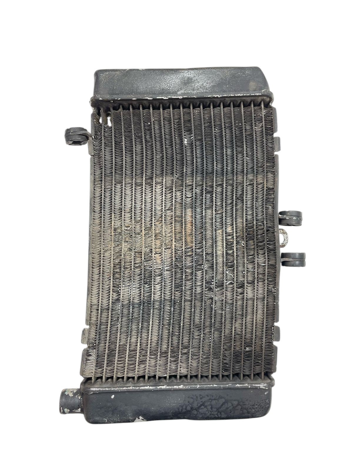 15333469967-whatsapp-image-2025-03-13-at-13-54-29-3-photoroom.jpg Radiador CB 500 1997 - 2005 (C/ detalhe) - Imagem 1