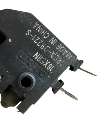 Interruptor freio dianteiro MT 07 2016 - 2023