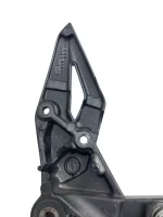 Suporte pedaleira dianteira direita GSX-S 750 2017 - 2023 - Imagem 3