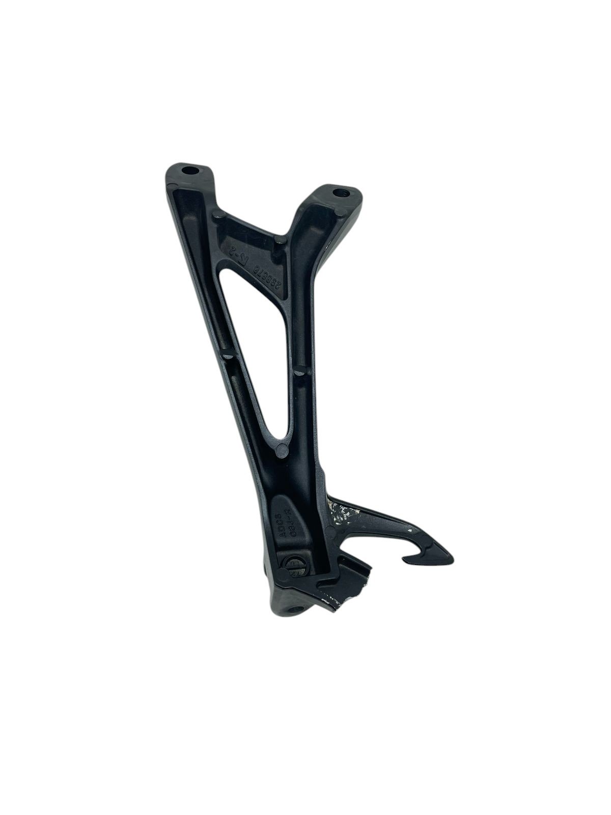 15341980018-whatsapp-image-2025-04-21-at-15-01-12-photoroom.jpg Suporte pedaleira tras direit GSX-S 750 2017 2023 (C/ AVARIA - Imagem 1