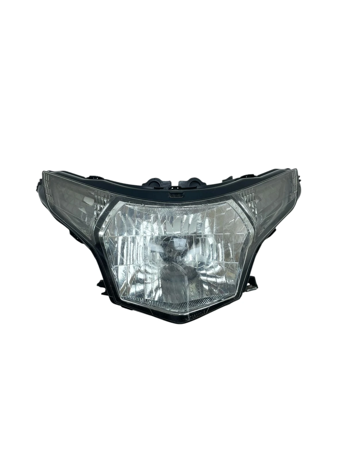15343999057-whatsapp-image-2025-04-25-at-08-52-23-photoroom.webp Farol CBR 250 2012 (C/ detalhe) - Imagem 1