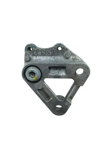 Suporte pedaleira dianteira esquerda GSXR SRAD 750 1998