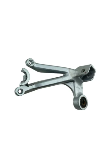 Suporte pedaleira traseira direita GSXR SRAD 750 1998