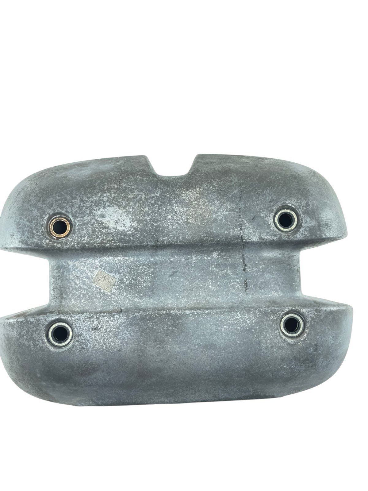 15372931324-whatsapp-image-2025-08-28-at-17-37-11-1-photoroom.jpg Tampa cabeçote Royal Enfield Int 650 2020 / 2021 - Imagem 1
