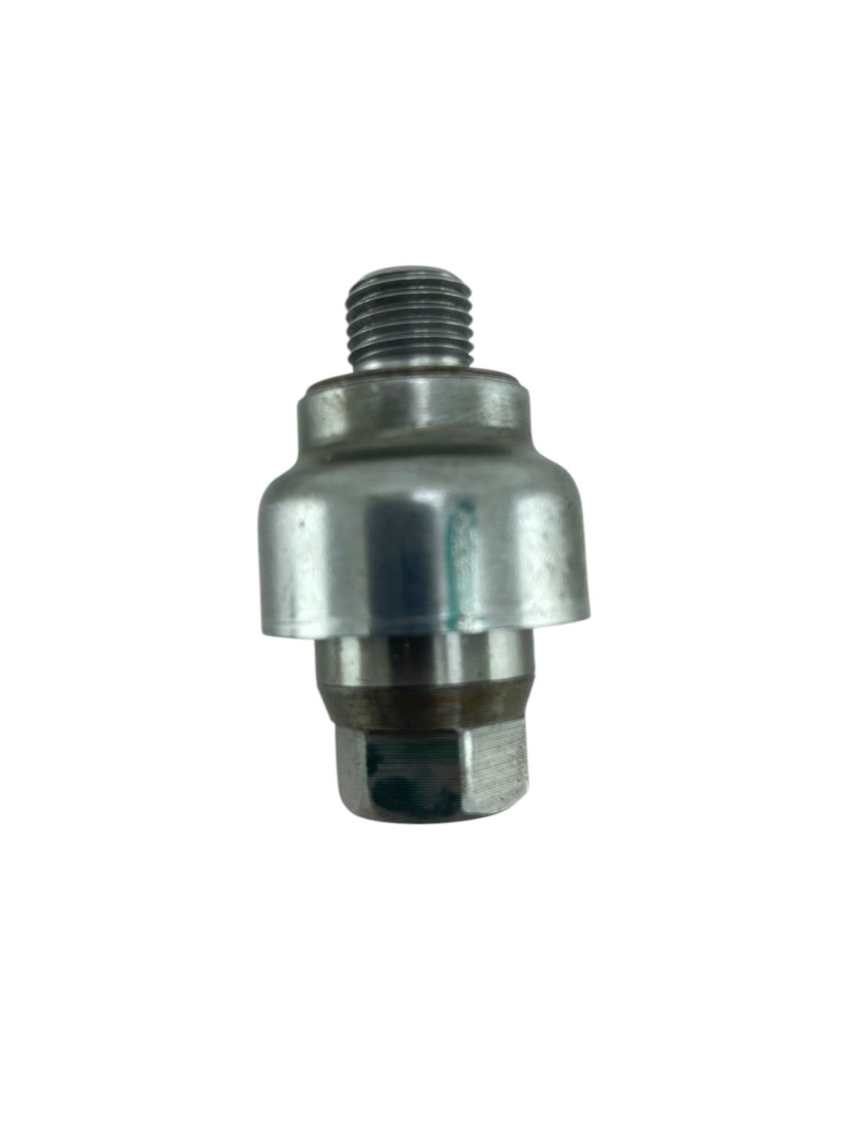 15373162741-whatsapp-image-2025-08-29-at-17-46-02-2-photoroom.jpg Tucho pressão óleo Royal Enfield Int 650 2020 / 2021 - Imagem 1