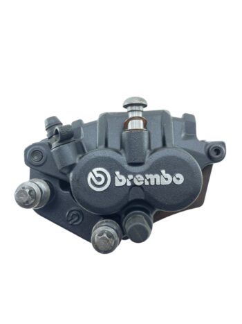 Pinça freio dianteiro esquerdo BMW F 800 GS 2013 - 2016