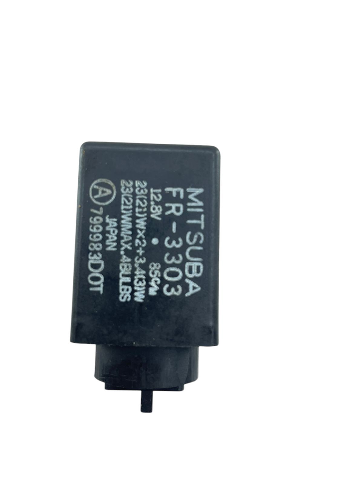 15378169972-whatsapp-image-2025-09-17-at-16-00-25.jpg Rele pisca CBR 1000 1991 - 1996 - Imagem 1