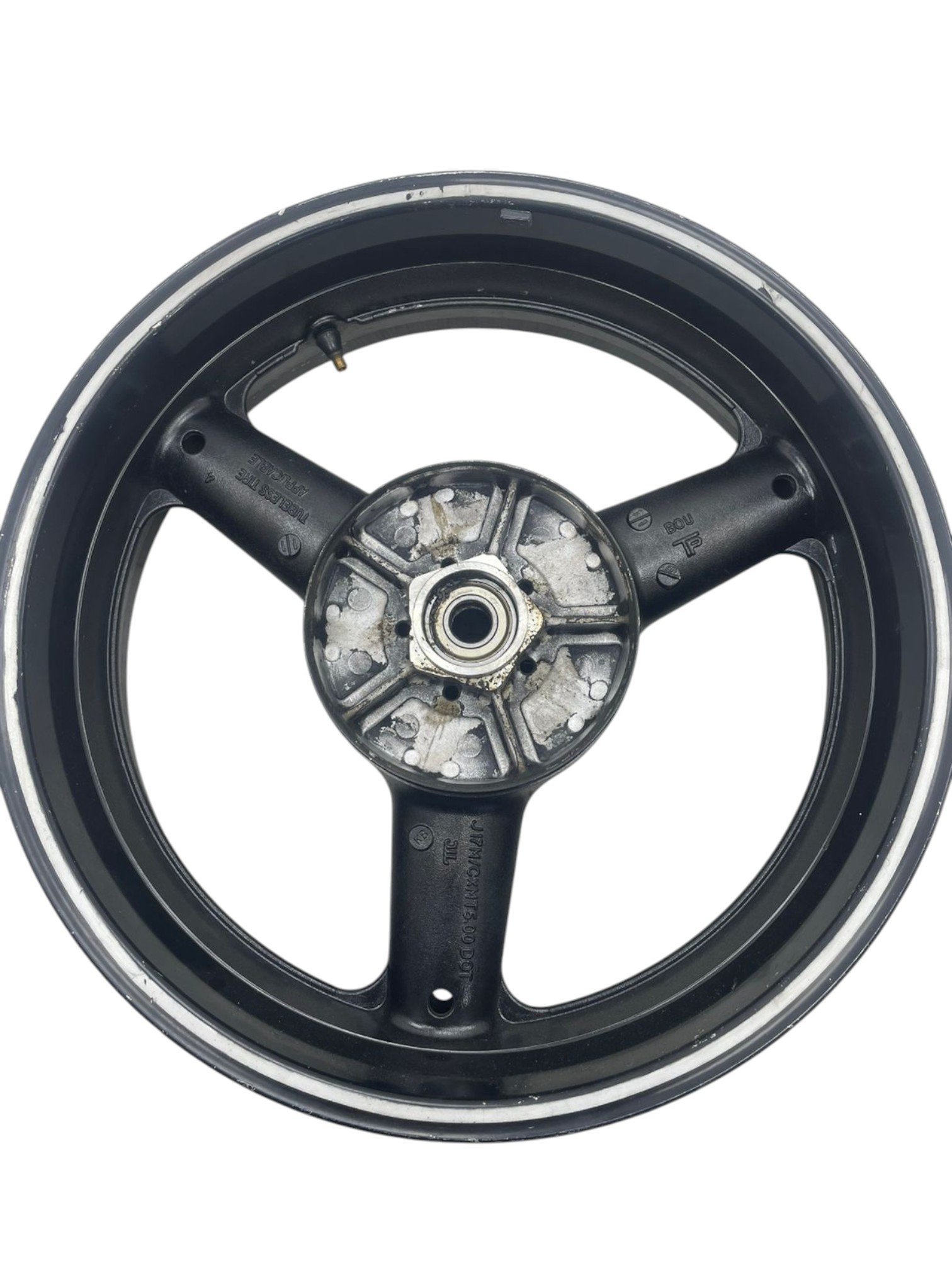 15378793900-whatsapp-image-2025-09-23-at-16-30-35.jpg Roda traseira GSX 650F 2009 - 2016 - Imagem 1