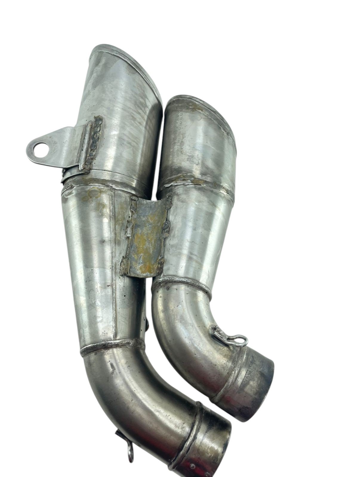 15387575099-whatsapp-image-2025-10-21-at-16-29-39-1-photoroom.jpg Ponteira escape MV Agusta Brutale 910 2007 - 2008 - Imagem 1