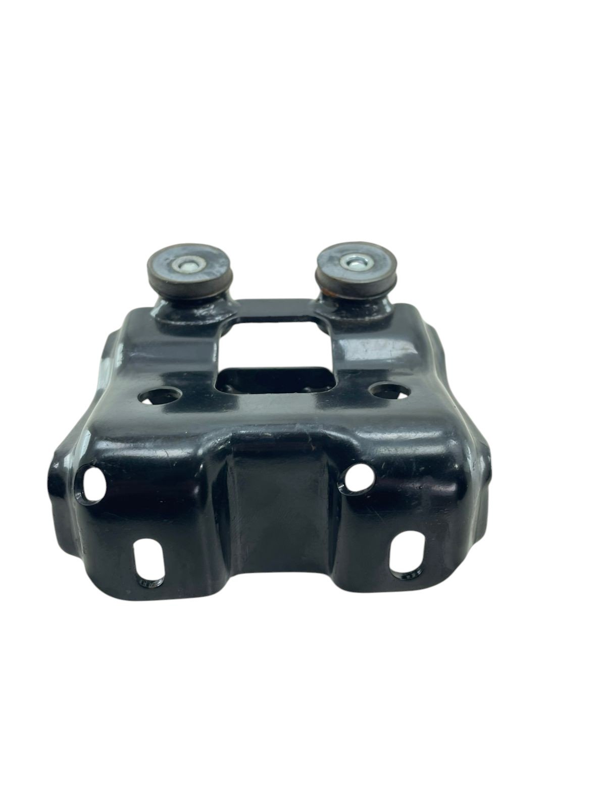 15391533362-whatsapp-image-2025-10-30-at-14-38-04-photoroom.jpg Suporte tanque dianteiro MT 03 2021 - 2023 - Imagem 1