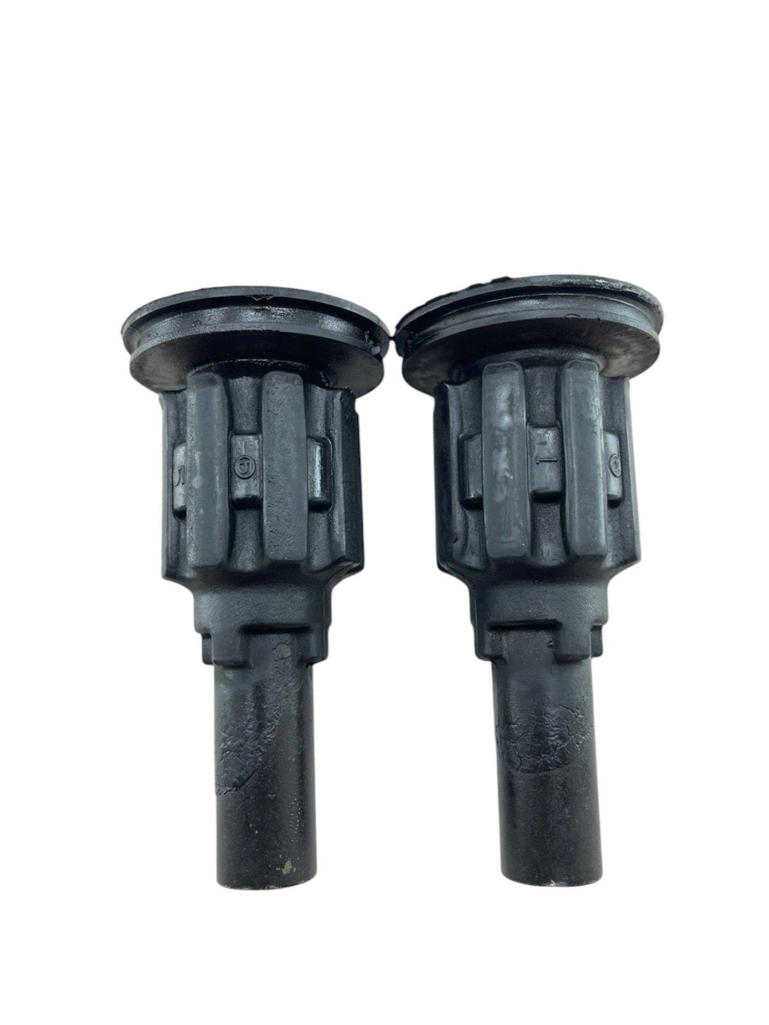 15397698591-whatsapp-image-2025-12-02-at-17-27-16-3.jpg Coxim motor Bandit 650 2009 - 2012 - Imagem 1