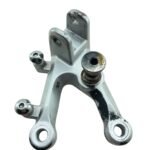 Suporte pedaleira dianteiro esquerdo YZF R3 2016 - 2019