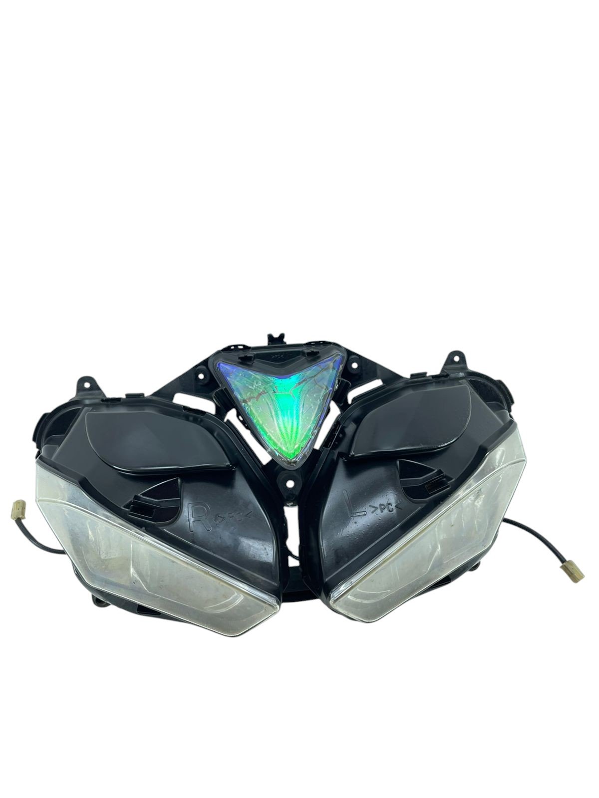15398822805-whatsapp-image-2025-12-02-at-13-51-41-1.jpg Farol YZF R3 2016 - 2019 (C/Detalhe) - Imagem 1