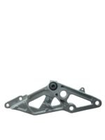 Suporte pedaleira dianteiro direito GSXR SRAD 750 1994 - Imagem 6