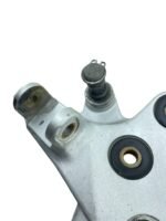 Suporte pedaleira dianteira esquerda GSR 750 2013 - 2016 - Imagem 7