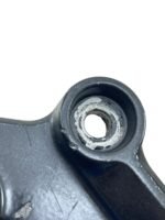 Suporte pedaleira dianteiro direito GSXR SRAD 1000 2006 2007 - Imagem 10