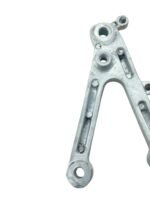 Suporte pedaleira dianteira esquerda YZF R6 1998 - 2002 - Imagem 2