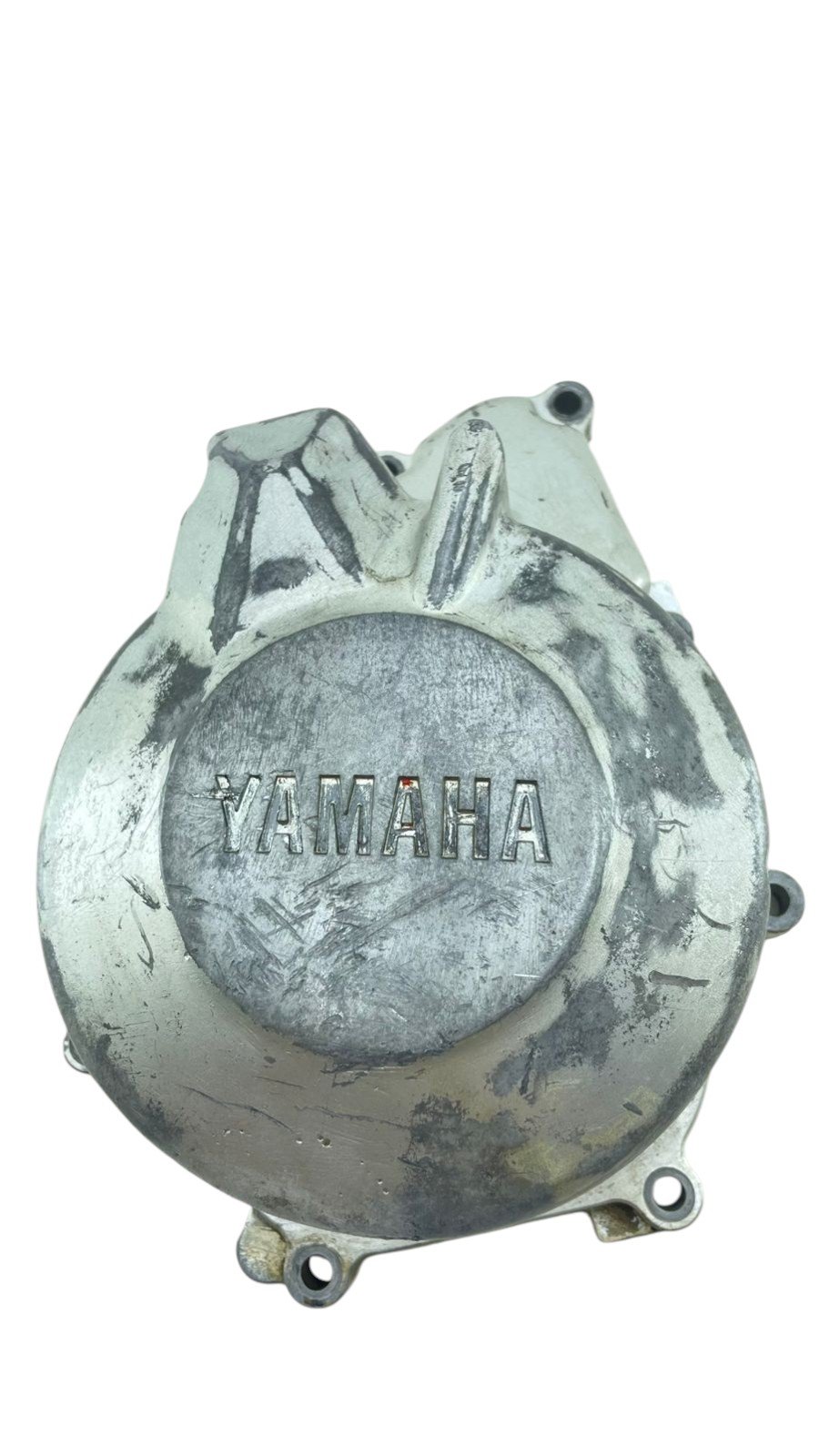 15449145370-whatsapp-image-2026-02-12-at-11-24-55-4.jpg Tampa esquerda motor YZF R6 1998 - 2002 (C/ Detalhe) - Imagem 1