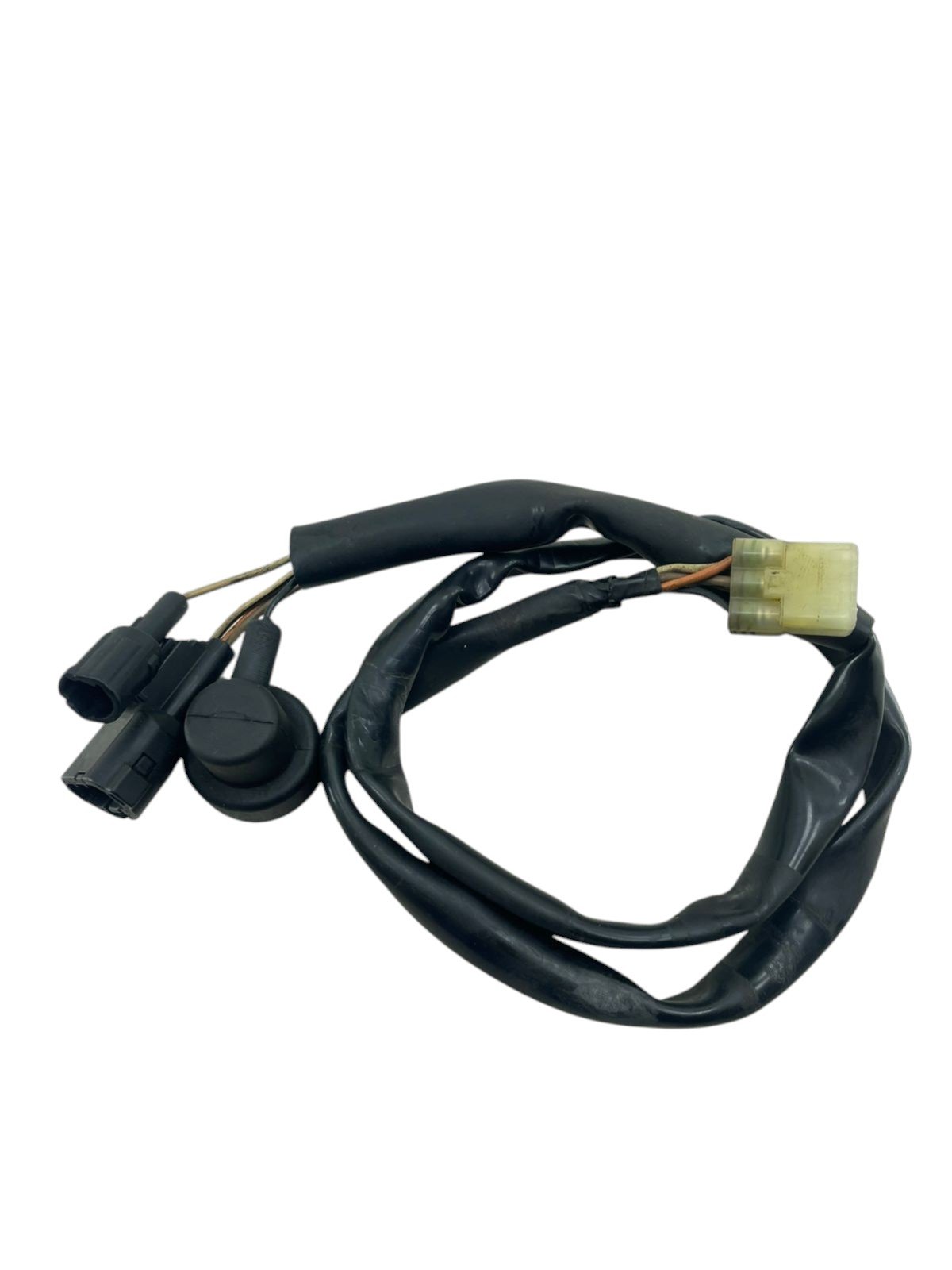 15468203722-whatsapp-image-2026-02-24-at-13-58-36-photoroom.jpg Chicote sensor neutro V-Strom 1000 2006 - 2012 - Imagem 1