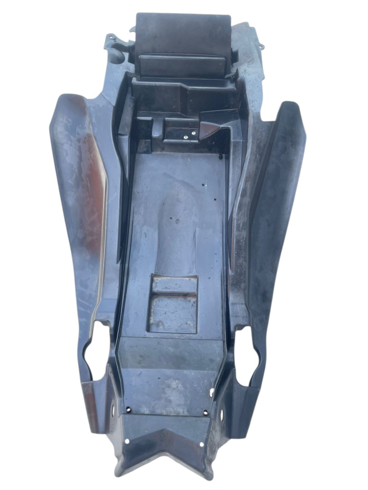15479487438-whatsapp-image-2026-02-25-at-13-36-07.jpg Paralama traseiro interno V-Strom 1000 2006 - 2012 - Imagem 1