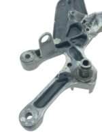 Suporte pedaleira diant direito CB 1000R 2012 -2015 C/Avaria - Imagem 3