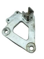 Suporte pedaleira dianteiro esquerdo GS 500 1998 - 2008