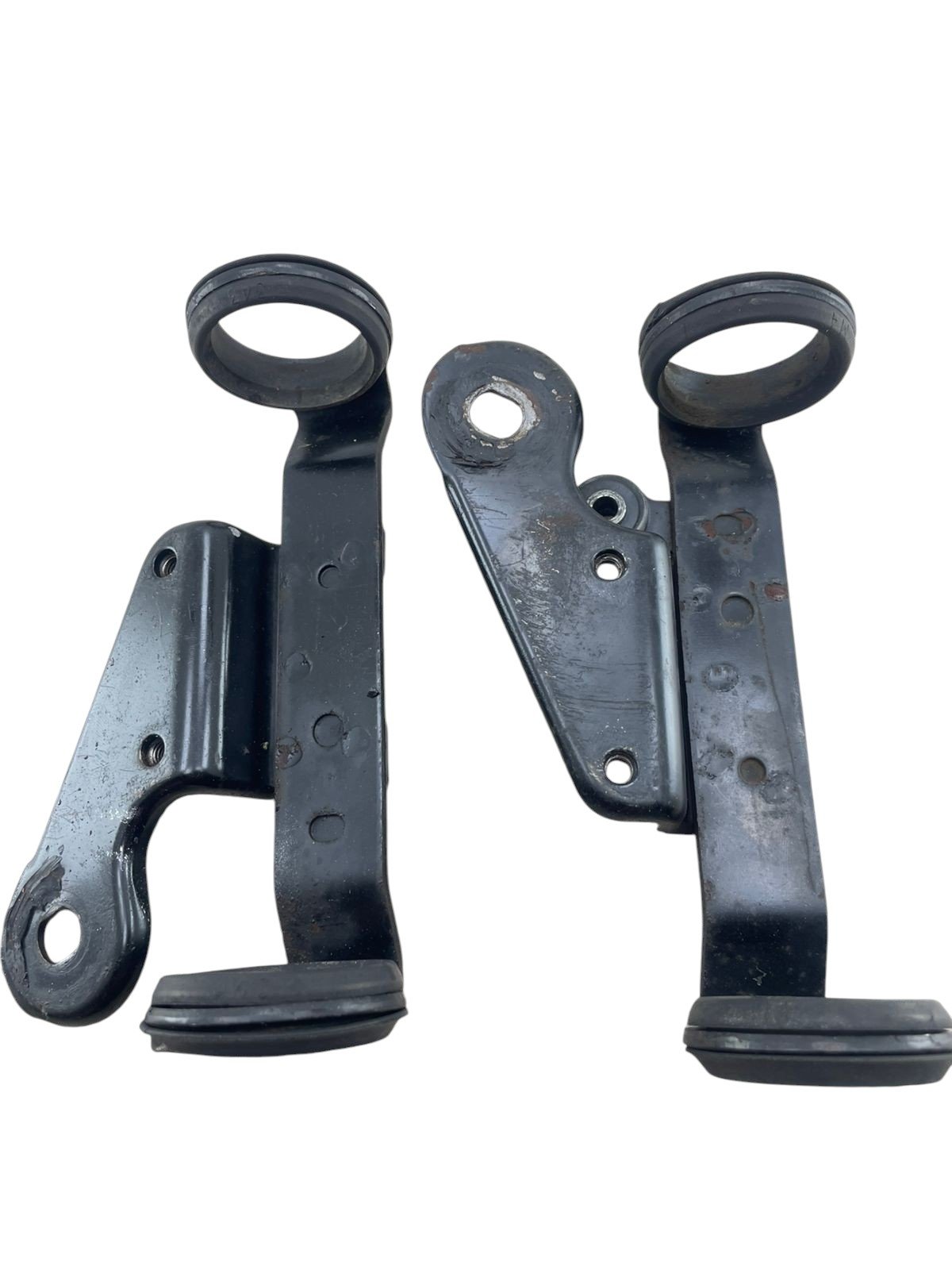 15518350172-whatsapp-image-2026-04-02-at-14-59-13-photoroom.jpg Suporte farol GS 500 1998 - 2008 - Imagem 1