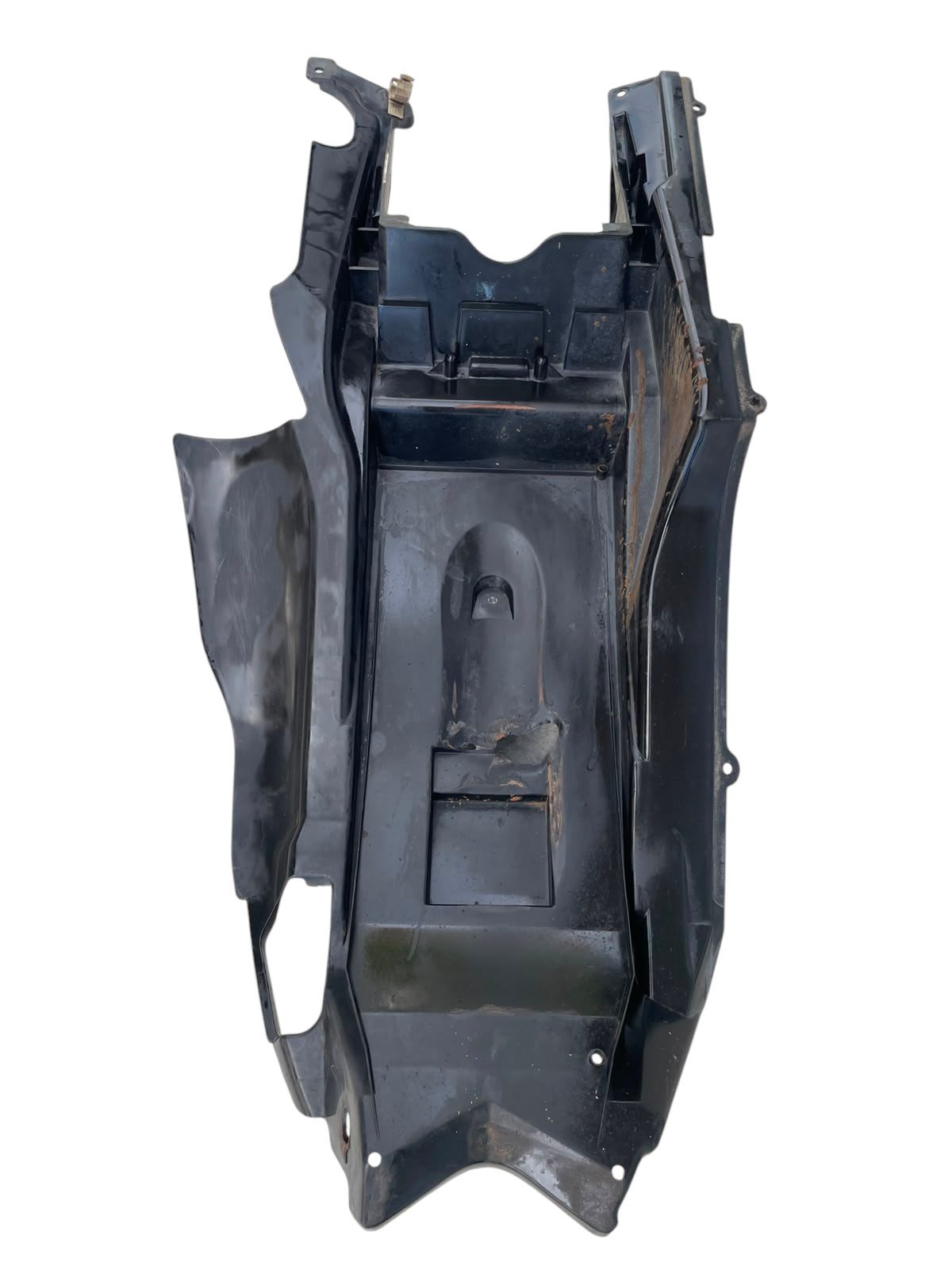 15556467481-whatsapp-image-2026-06-01-at-11-29-00.jpg Paralama traseiro interno V-Strom 650 2004 - 2011 (C/ avaria - Imagem 1