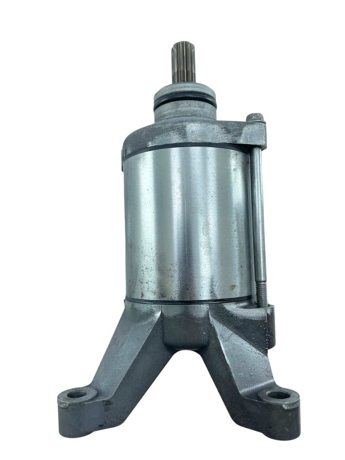 15556933321-whatsapp-image-2026-06-03-at-13-52-03-1.jpg Motor arranque V-Strom 650 2007 - 2011 - Imagem 1