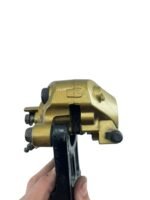 Pinça freio traseira GSXR SRAD 1000 2004 - 2005 - Imagem 7