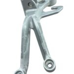 Suporte pedaleira traseiro direito GSXR SRAD 1000 2004 -2005