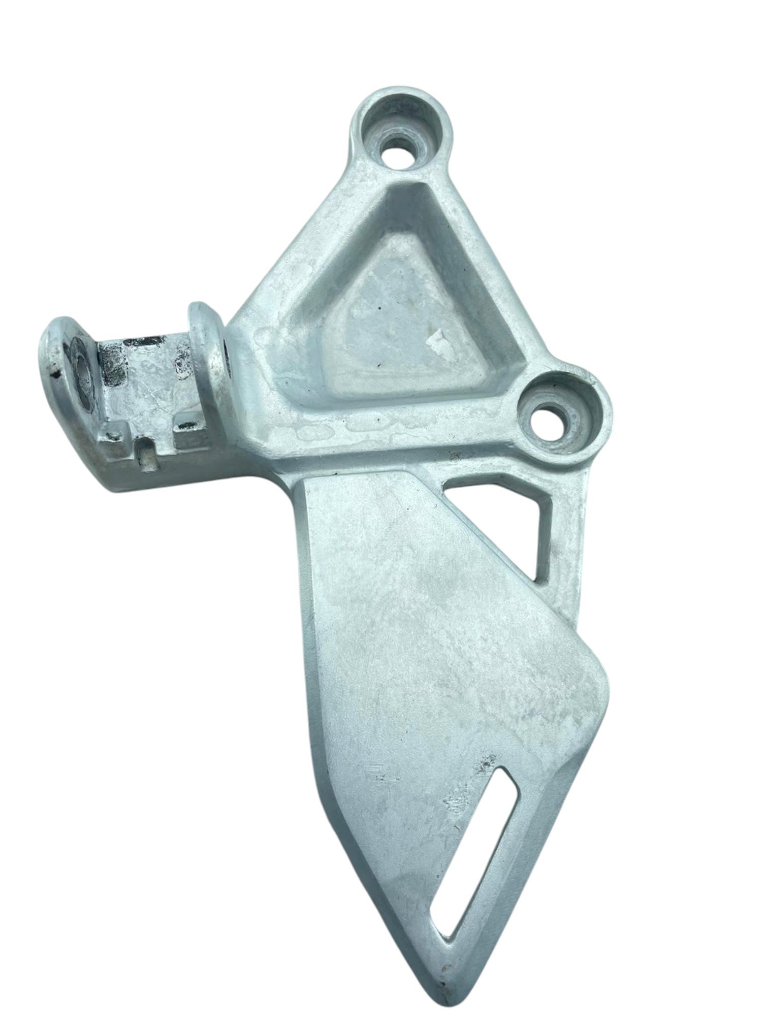 15571612959-whatsapp-image-2026-07-07-at-14-14-28-1.jpg Suporte pedaleira dianteiro esquerdo CBR 650R 2019 - 2024 - Imagem 1