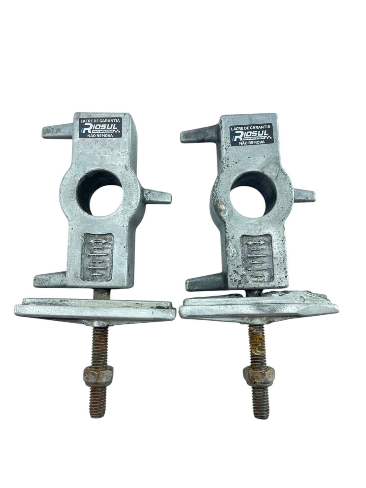 15577473659-whatsapp-image-2026-07-17-at-14-05-52.jpg Esticador corrente CBR 600F 1995 - 1998 (C/Detalhe) - Imagem 1