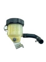 Reservatório cilindro mestre diant GSXR SRAD 1000 2001-2002