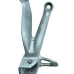 Suporte pedaleira treseiro esquerdo GSXR SRAD 1000 2001-2002