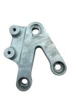 Suporte pedaleira dianteiro esquerdo GSXR SRAD 1000 2001 - 2002