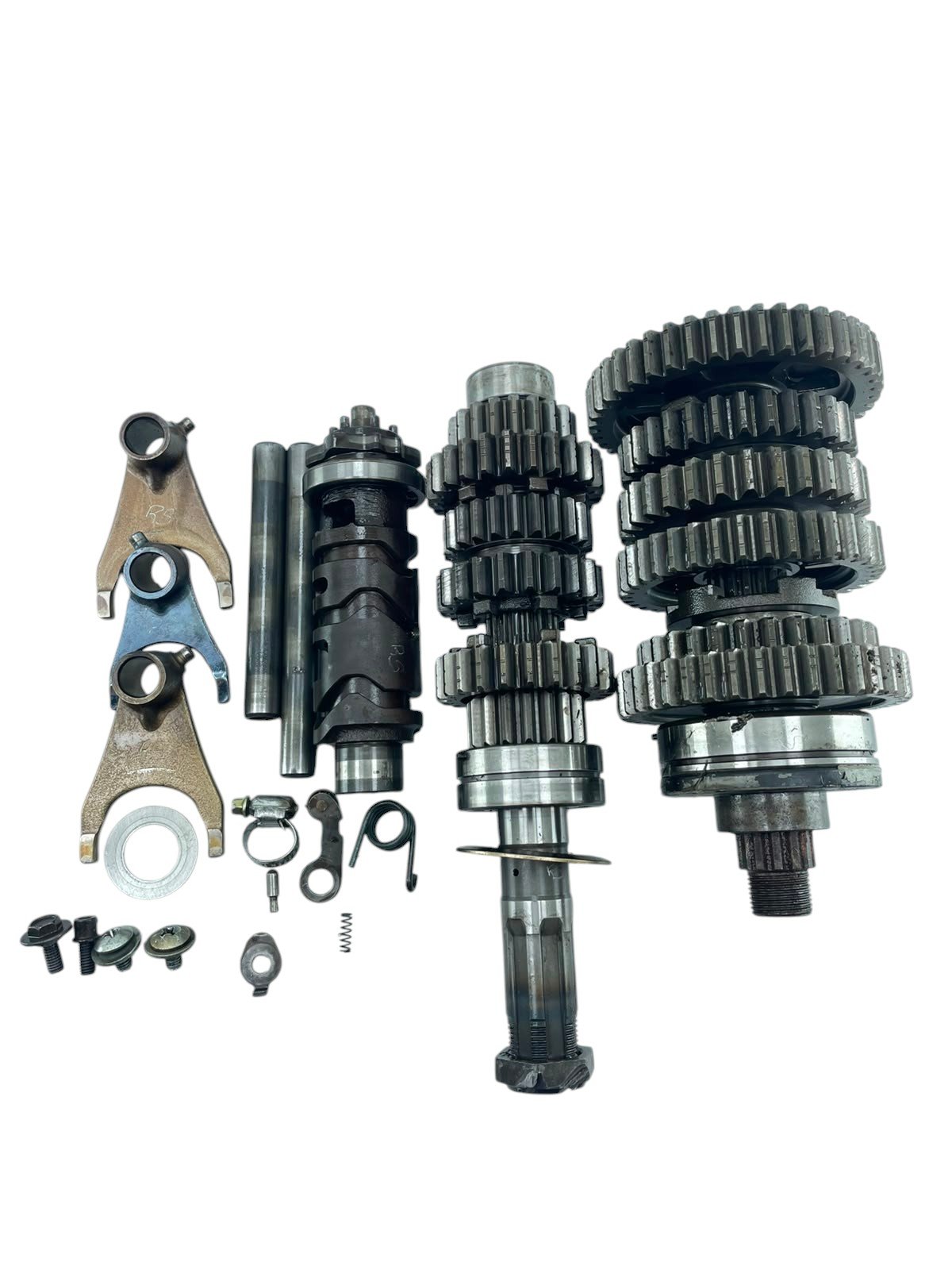 15587725704-whatsapp-image-2026-07-31-at-09-55-43-2.jpg Caixa marcha / Cambio GSXR SRAD 1000 2001 - 2002 - Imagem 1