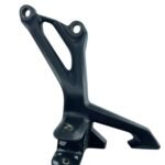 Suporte pedaleira traseira esquerda Z 900 2017 - 2026