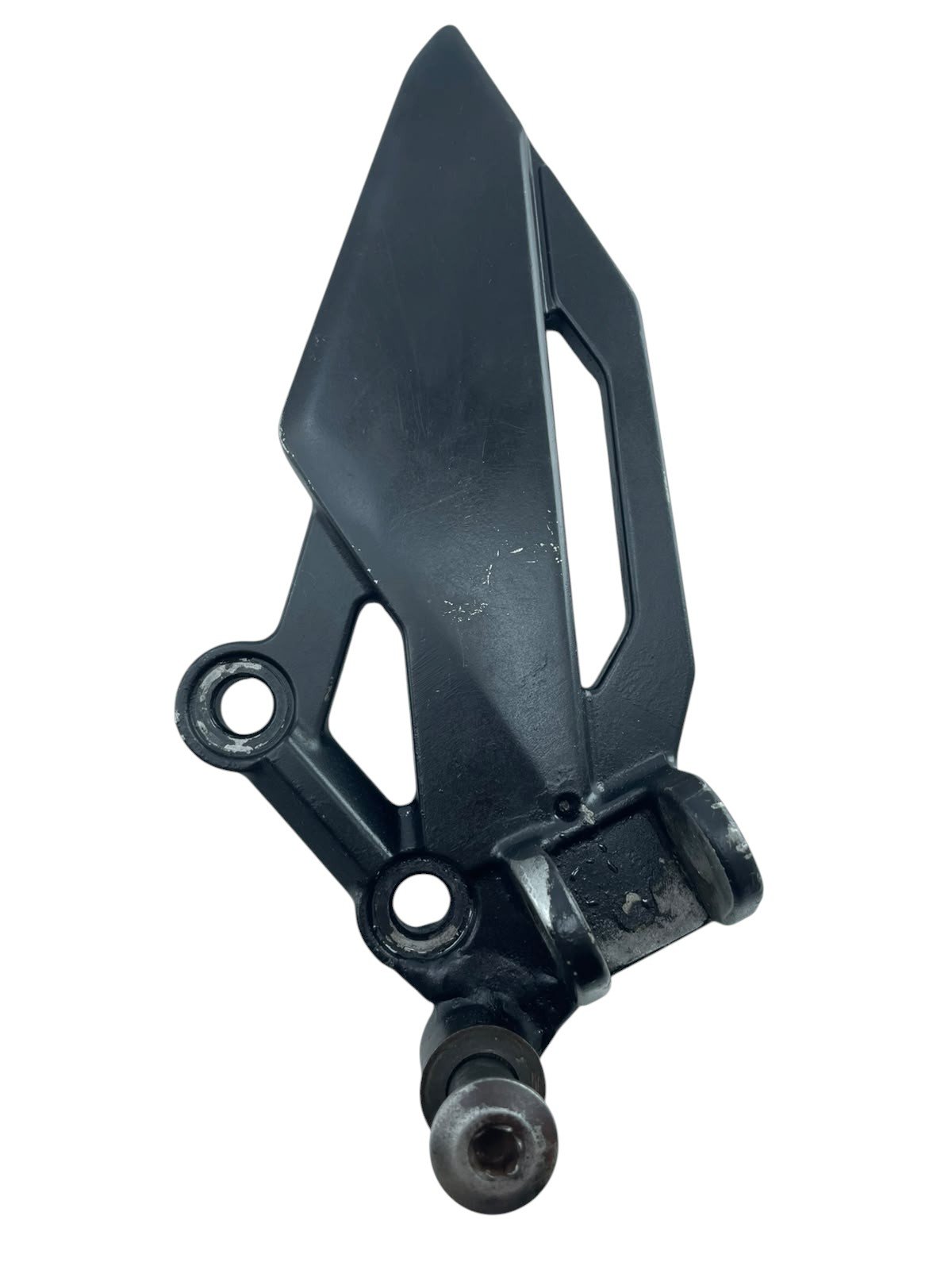 15626408542-whatsapp-image-2026-10-08-at-14-37-40-2-photoroom.jpg Suporte pedaleira dianteira esquerda Ninja 300 2013 - 2018 - Imagem 1